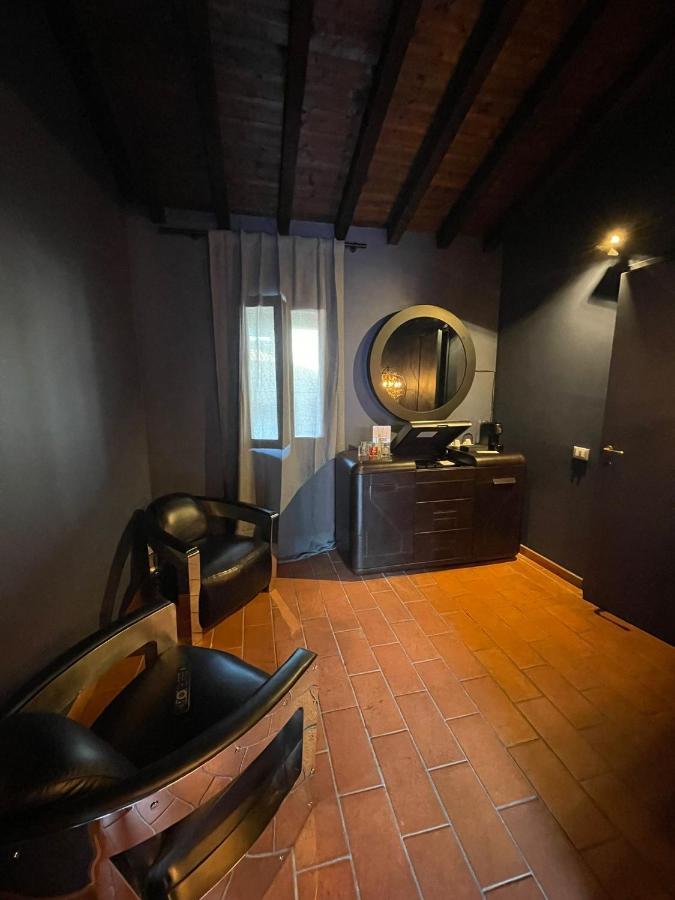 Excel Hotel Naviglio - Ca'Bianca Milan Bagian luar foto